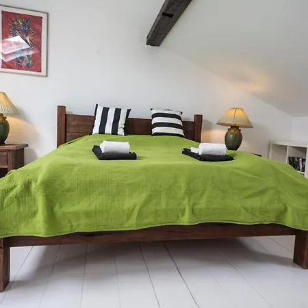 Duplex With Terrace In Alfama, شقة