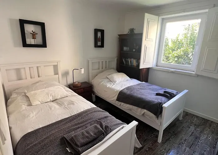 Appartement Duplex With Terrace In Alfama, Lissabon