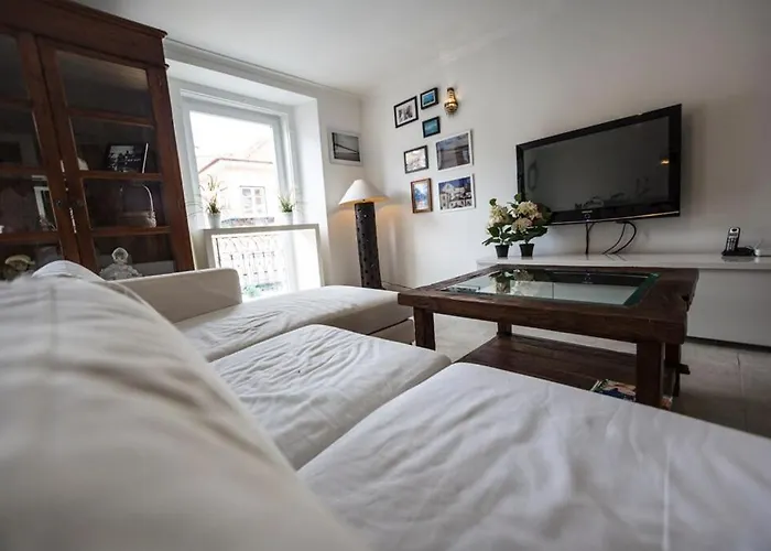 Duplex With Terrace In Alfama, Lägenhet *